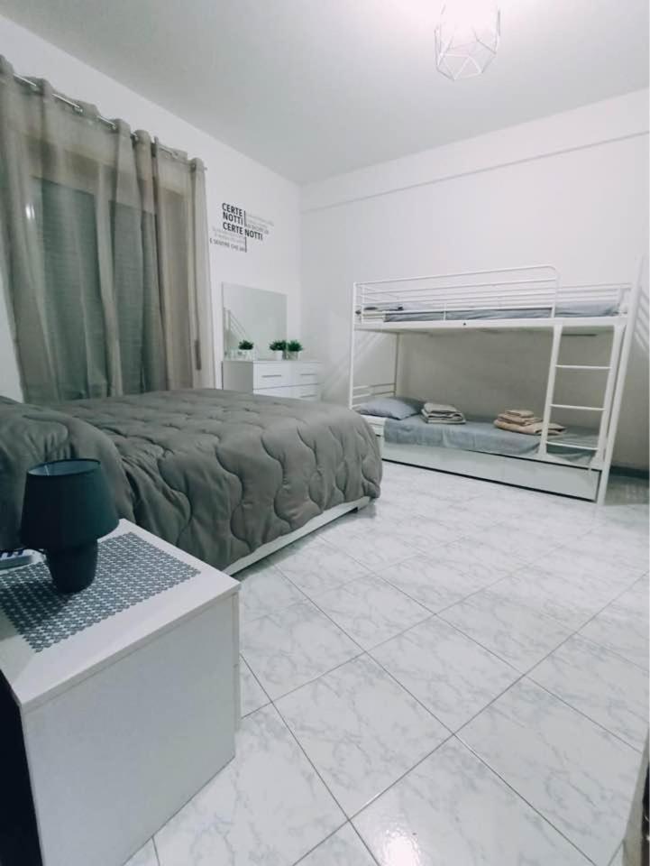 Asia Guest House Apartamento Roma